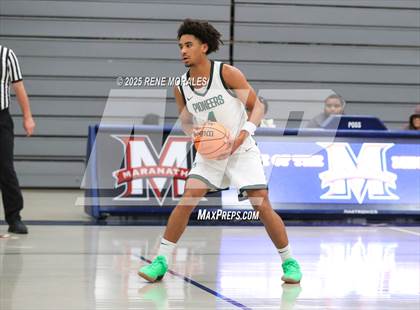 Thumbnail 2 in Bishop Alemany vs Providence (Crown City Round Ball Classic) photogallery.