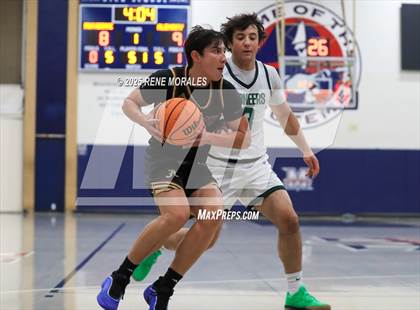 Thumbnail 1 in Bishop Alemany vs Providence (Crown City Round Ball Classic) photogallery.