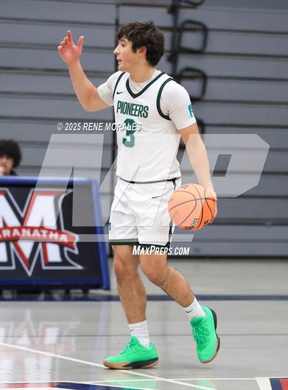 Thumbnail 1 in Bishop Alemany vs Providence (Crown City Round Ball Classic) photogallery.