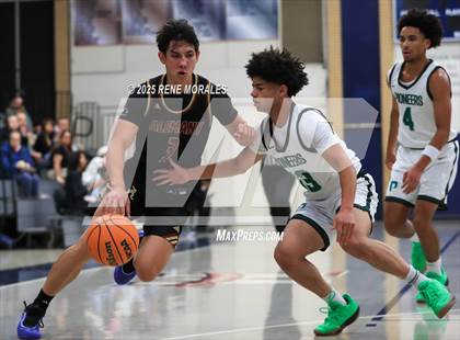 Thumbnail 3 in Bishop Alemany vs Providence (Crown City Round Ball Classic) photogallery.