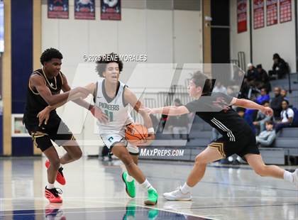 Thumbnail 1 in Bishop Alemany vs Providence (Crown City Round Ball Classic) photogallery.