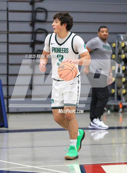 Thumbnail 3 in Bishop Alemany vs Providence (Crown City Round Ball Classic) photogallery.