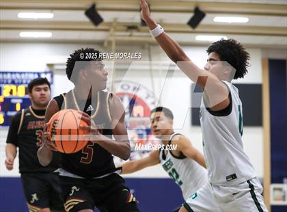 Thumbnail 1 in Bishop Alemany vs Providence (Crown City Round Ball Classic) photogallery.
