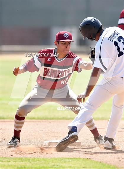 Thumbnail 3 in Paso Robles vs. Walnut (CIF SS D3 Semifinal) photogallery.