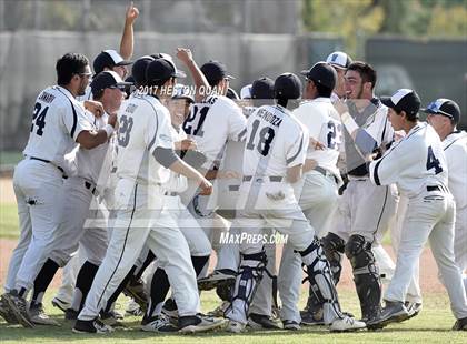 Thumbnail 2 in Paso Robles vs. Walnut (CIF SS D3 Semifinal) photogallery.