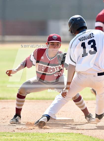 Thumbnail 2 in Paso Robles vs. Walnut (CIF SS D3 Semifinal) photogallery.