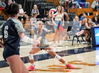 Thumbnail 1 in Regis Jesuit @ Columbine photogallery.