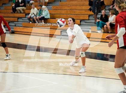 Thumbnail 3 in Regis Jesuit @ Columbine photogallery.