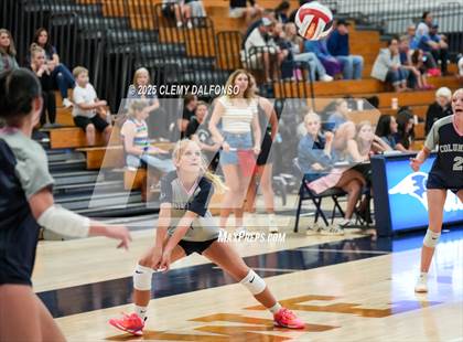 Thumbnail 3 in Regis Jesuit @ Columbine photogallery.
