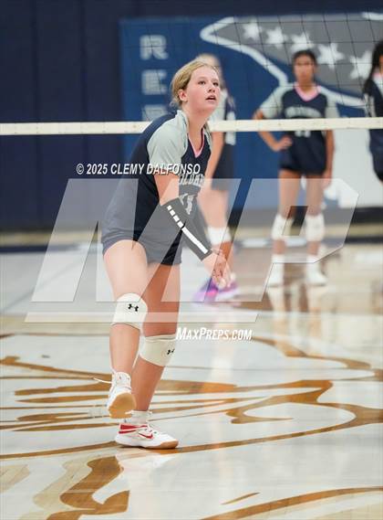 Thumbnail 3 in Regis Jesuit @ Columbine photogallery.