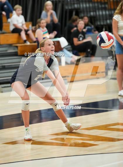 Thumbnail 3 in Regis Jesuit @ Columbine photogallery.