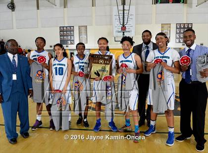 Thumbnail 2 in Price vs. Bellarmine-Jefferson (CIF SS D6 Final) photogallery.