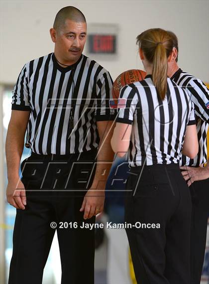 Thumbnail 1 in Price vs. Bellarmine-Jefferson (CIF SS D6 Final) photogallery.