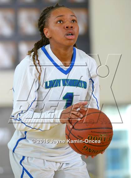 Thumbnail 3 in Price vs. Bellarmine-Jefferson (CIF SS D6 Final) photogallery.