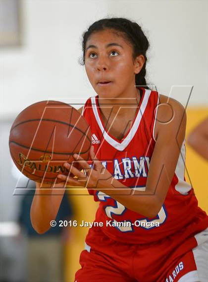 Thumbnail 2 in Price vs. Bellarmine-Jefferson (CIF SS D6 Final) photogallery.