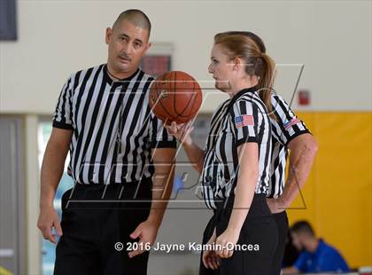 Thumbnail 3 in Price vs. Bellarmine-Jefferson (CIF SS D6 Final) photogallery.
