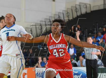 Thumbnail 3 in Price vs. Bellarmine-Jefferson (CIF SS D6 Final) photogallery.
