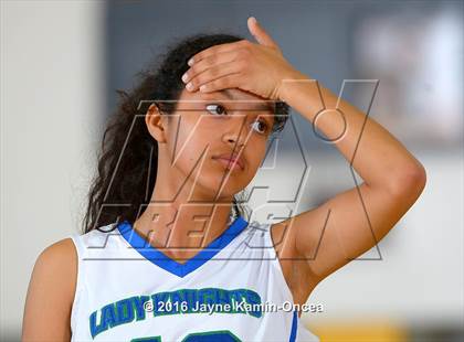 Thumbnail 2 in Price vs. Bellarmine-Jefferson (CIF SS D6 Final) photogallery.