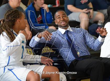 Thumbnail 1 in Price vs. Bellarmine-Jefferson (CIF SS D6 Final) photogallery.