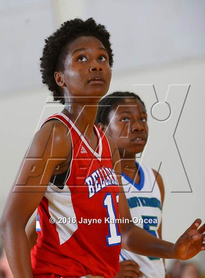 Thumbnail 2 in Price vs. Bellarmine-Jefferson (CIF SS D6 Final) photogallery.