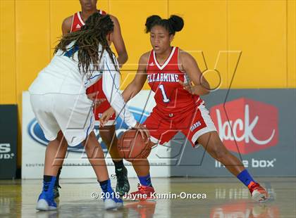 Thumbnail 2 in Price vs. Bellarmine-Jefferson (CIF SS D6 Final) photogallery.