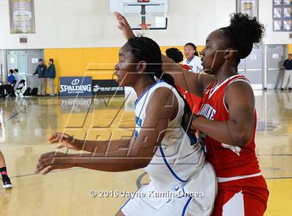 Thumbnail 2 in Price vs. Bellarmine-Jefferson (CIF SS D6 Final) photogallery.