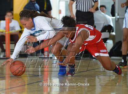 Thumbnail 2 in Price vs. Bellarmine-Jefferson (CIF SS D6 Final) photogallery.