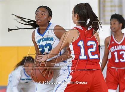 Thumbnail 3 in Price vs. Bellarmine-Jefferson (CIF SS D6 Final) photogallery.