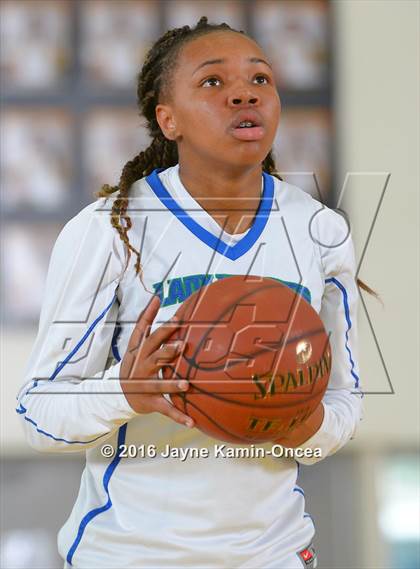 Thumbnail 2 in Price vs. Bellarmine-Jefferson (CIF SS D6 Final) photogallery.