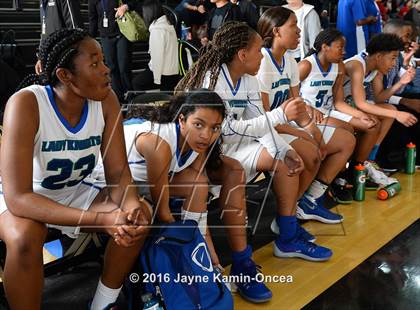 Thumbnail 1 in Price vs. Bellarmine-Jefferson (CIF SS D6 Final) photogallery.