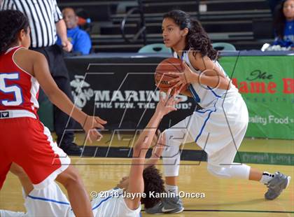 Thumbnail 2 in Price vs. Bellarmine-Jefferson (CIF SS D6 Final) photogallery.