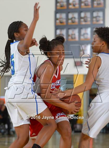 Thumbnail 2 in Price vs. Bellarmine-Jefferson (CIF SS D6 Final) photogallery.