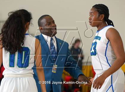 Thumbnail 3 in Price vs. Bellarmine-Jefferson (CIF SS D6 Final) photogallery.