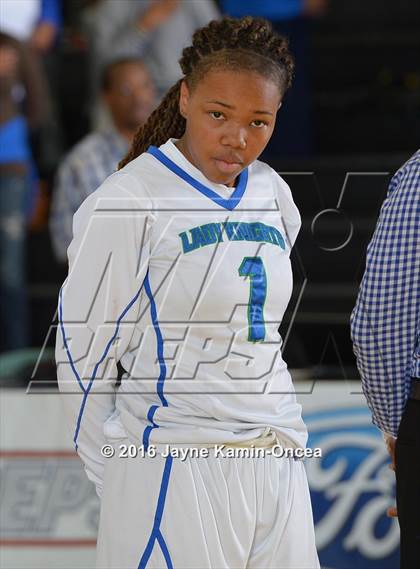 Thumbnail 1 in Price vs. Bellarmine-Jefferson (CIF SS D6 Final) photogallery.