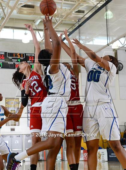Thumbnail 1 in Price vs. Bellarmine-Jefferson (CIF SS D6 Final) photogallery.