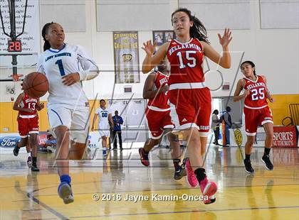 Thumbnail 3 in Price vs. Bellarmine-Jefferson (CIF SS D6 Final) photogallery.