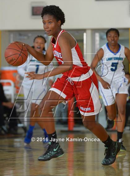 Thumbnail 3 in Price vs. Bellarmine-Jefferson (CIF SS D6 Final) photogallery.