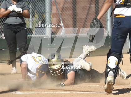 Thumbnail 3 in Canyon @ Millikan photogallery.