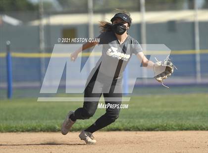 Thumbnail 3 in Canyon @ Millikan photogallery.