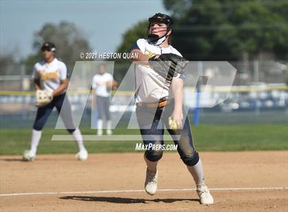 Thumbnail 3 in Canyon @ Millikan photogallery.