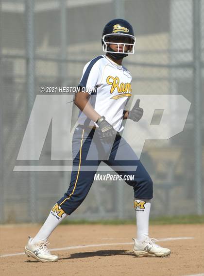 Thumbnail 3 in Canyon @ Millikan photogallery.