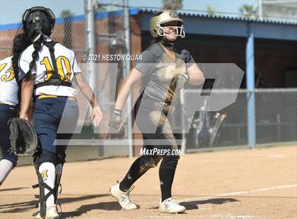 Thumbnail 2 in Canyon @ Millikan photogallery.
