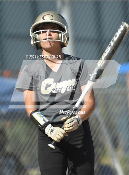 Thumbnail 3 in Canyon @ Millikan photogallery.