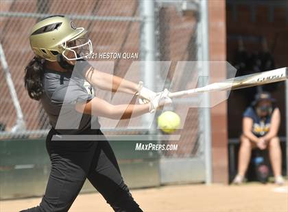 Thumbnail 2 in Canyon @ Millikan photogallery.