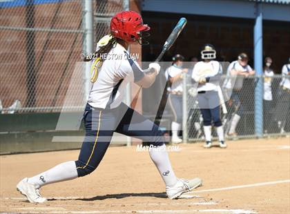 Thumbnail 3 in Canyon @ Millikan photogallery.