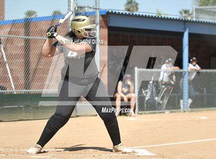 Thumbnail 3 in Canyon @ Millikan photogallery.