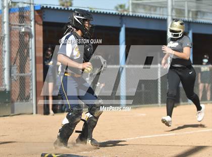 Thumbnail 2 in Canyon @ Millikan photogallery.