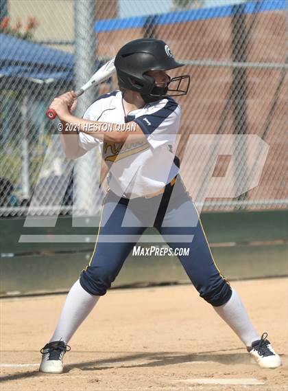 Thumbnail 2 in Canyon @ Millikan photogallery.