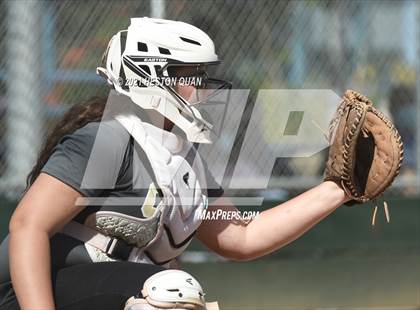 Thumbnail 2 in Canyon @ Millikan photogallery.