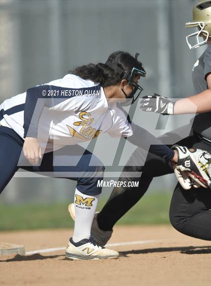 Thumbnail 2 in Canyon @ Millikan photogallery.